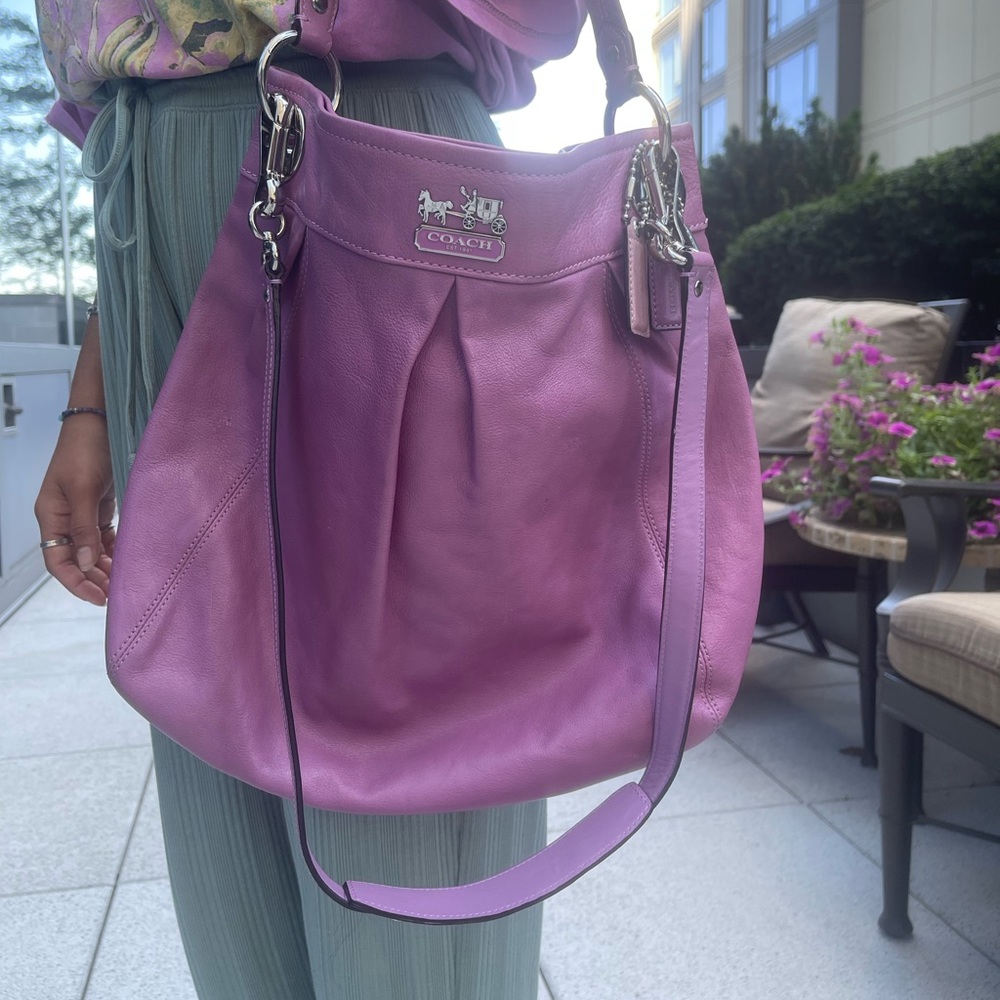 Beautiful pink leather COACH handbag